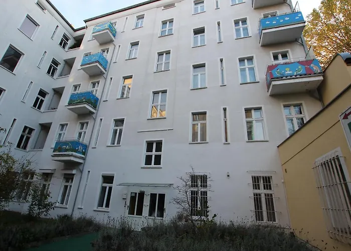 Bornholmer Hof Im Prenzlauer Berg Berlin
