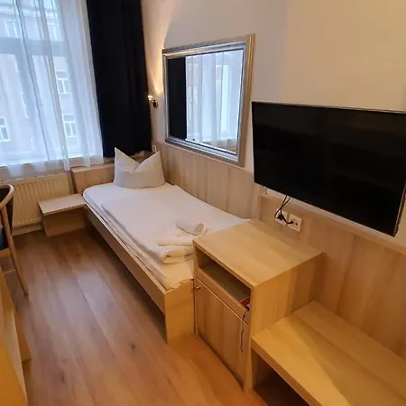 Hotel Bornholmer Hof Im Prenzlauer Berg Berlin