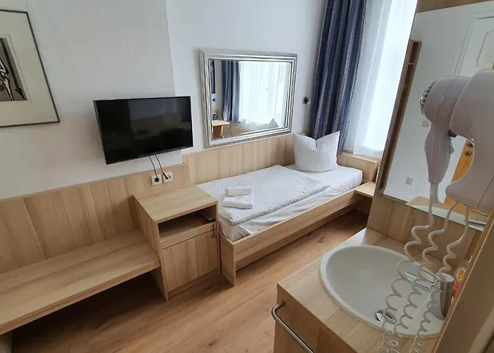 Bornholmer Hof Im Prenzlauer Berg 3*