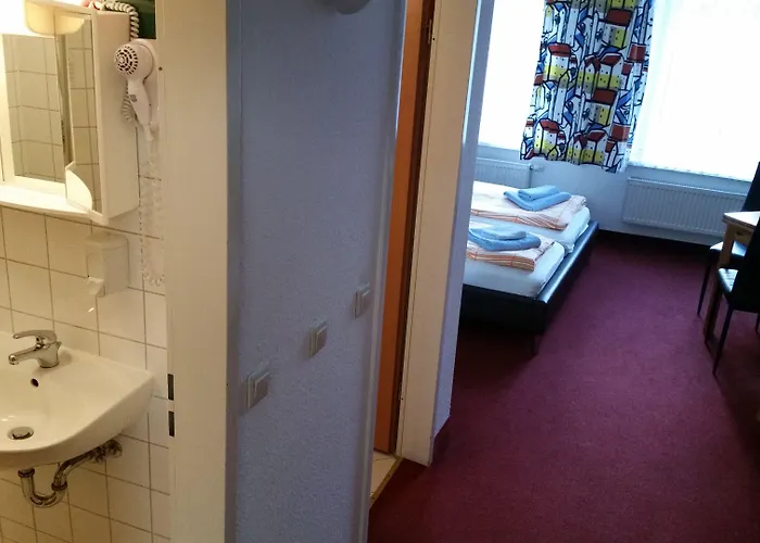 Bornholmer Hof Im Prenzlauer Berg 호텔 3*