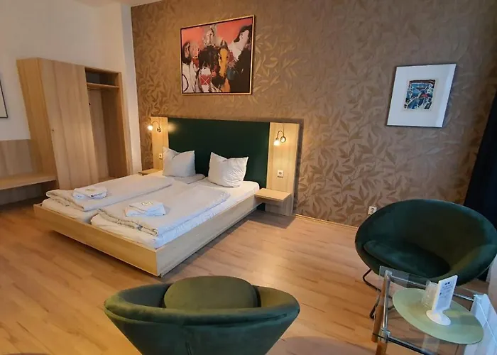 Bornholmer Hof Im Prenzlauer Berg 3*