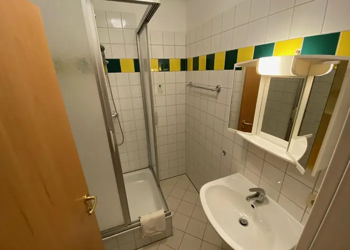 Bornholmer Hof Im Prenzlauer Berg 3*